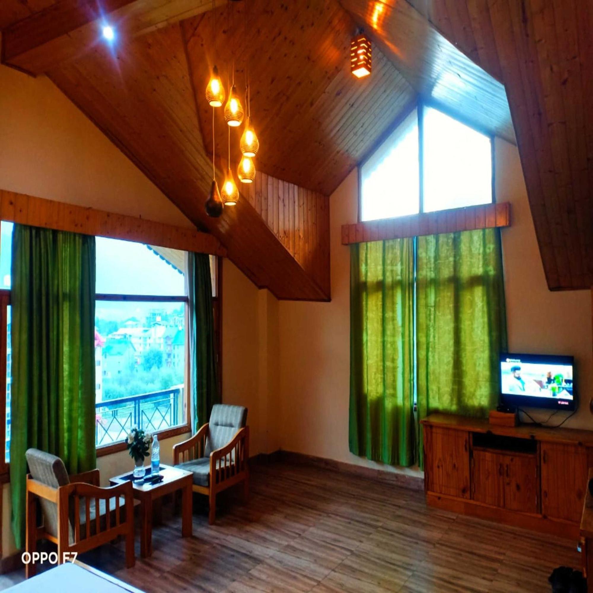 Hotel Jamla Inn Manāli Εξωτερικό φωτογραφία