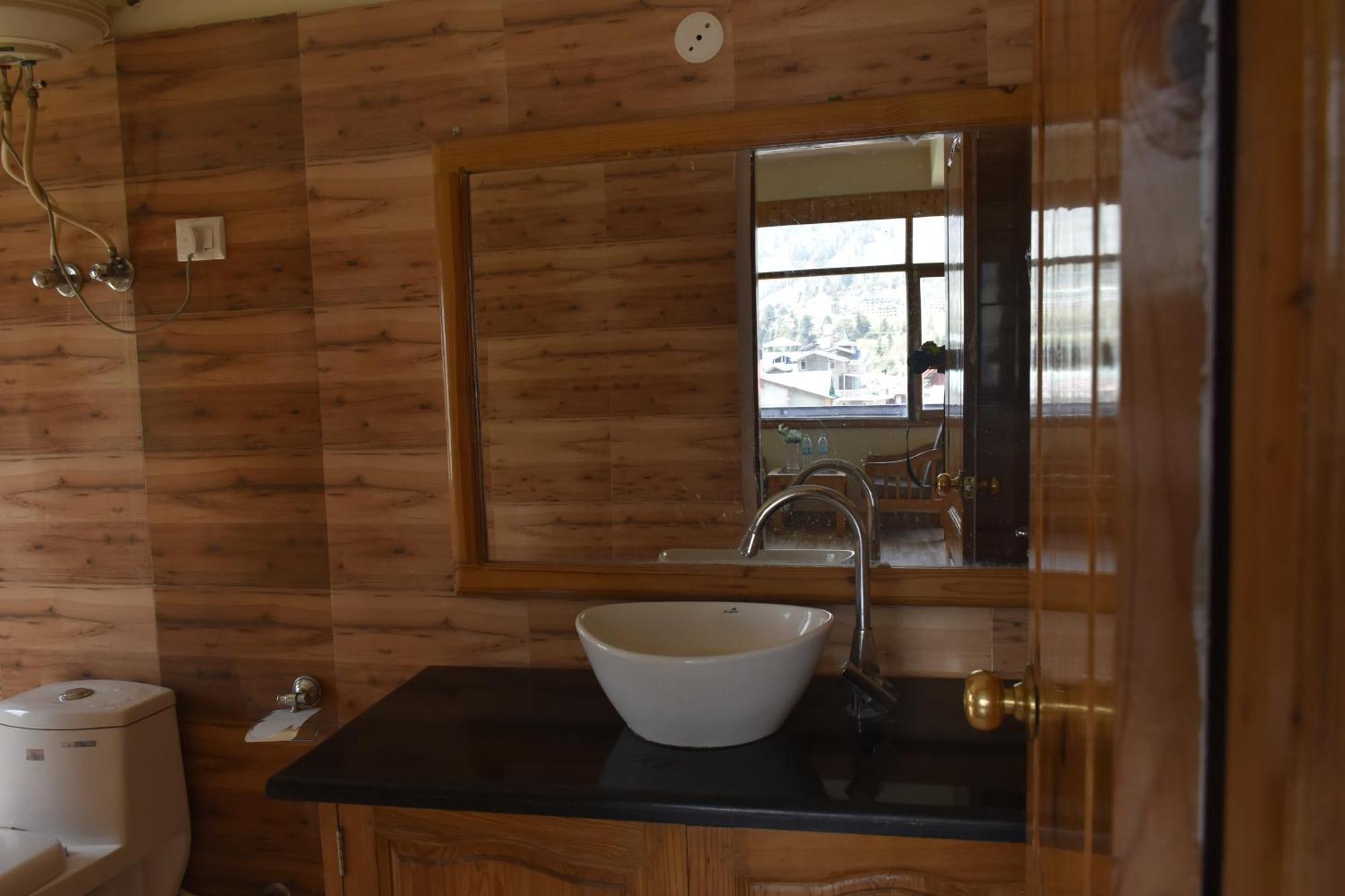 Hotel Jamla Inn Manāli Εξωτερικό φωτογραφία